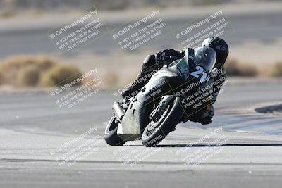 media/Dec-05-2025-CVMA Friday Practice (Fri) [[303bad9a84]]/4-Racer 4-Trackday 1/Session 2 (Turn 14)/